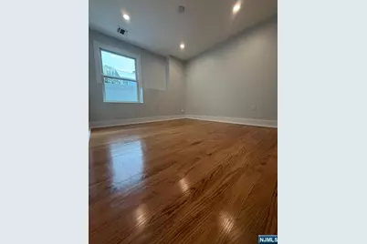 14 Redwood Street First Floor #First Floor, Bergenfield, NJ 07621 - Photo 18