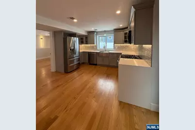 14 Redwood Street First Floor #First Floor, Bergenfield, NJ 07621 - Photo 8