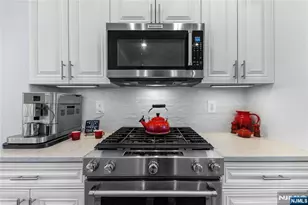 227 Bradley Dr, Wood Ridge, NJ 07075 - Photo 14