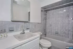 42 Ave C, Lodi, NJ 07644 - Photo 10