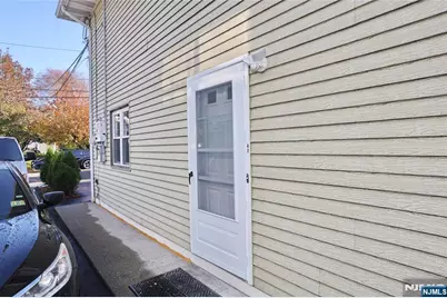 42 Avenue C, Lodi, NJ 07644 - Photo 2