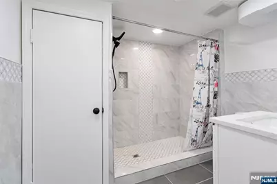 14 Pitcairn Avenue, Ho Ho Kus, NJ 07423 - Photo 20