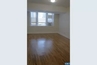 218 Broad Avenue Bb #BB, Leonia, NJ 07605 - Photo 8