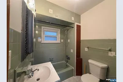 106 Glenridge 2 #2, Glen Ridge, NJ 07028 - Photo 4