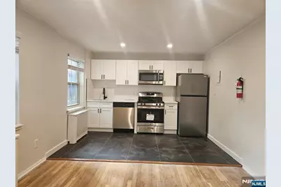 59 Lakeview Avenue B #B, Leonia, NJ 07605 - Photo 2