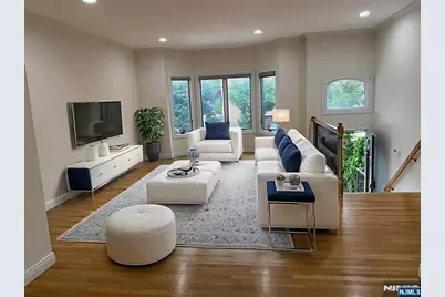 436A Lawton Avenue A #A, Cliffside Park, NJ 07010 - Photo 2