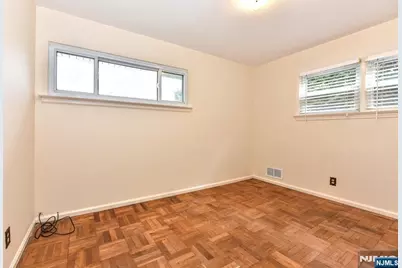 21 Charles Terrace, Waldwick, NJ 07463 - Photo 12