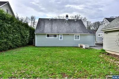 21 Charles Terrace, Waldwick, NJ 07463 - Photo 16