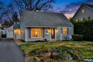 21 Charles Terrace, Waldwick, NJ 07463 - Photo 2