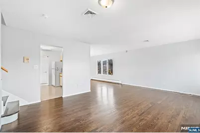 15 Hillcrest Avenue A #A, Fort Lee, NJ 07024 - Photo 6