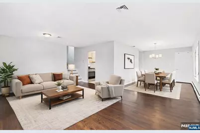 15 Hillcrest Avenue A #A, Fort Lee, NJ 07024 - Photo 4