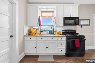 145 Harrison St, Nutley, NJ 07110 - Photo 14