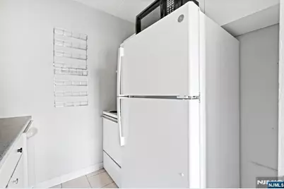 300 Lookout Avenue C4 #C4, Hackensack, NJ 07601 - Photo 14