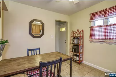 176 Trotta Drive, New Milford, NJ 07646 - Photo 4