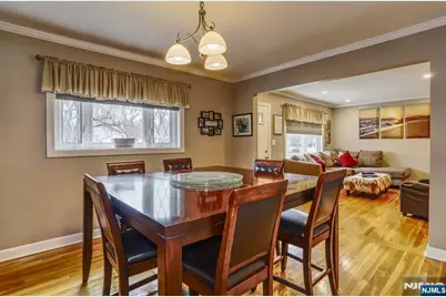 176 Trotta Drive, New Milford, NJ 07646 - Photo 8