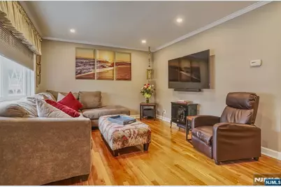 176 Trotta Drive, New Milford, NJ 07646 - Photo 6