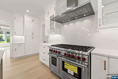 22 Northwood, Demarest, NJ 07627 - Photo 10