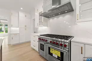 22 Northwood, Demarest, NJ 07627 - Photo 10