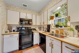 460 Maple Ave, Washington Township, NJ 07676 - Photo 16