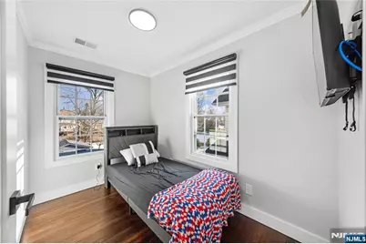 207 Post Avenue, Lyndhurst Township, NJ 07071 - Photo 16