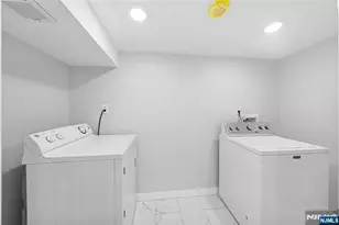 207 Post Ave, Lyndhurst Township, NJ 07071 - Photo 22