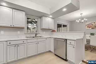 71 16th Ave 104, Newark, NJ 07103 - Photo 4