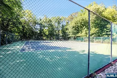 418 Poets Way, Mahwah, NJ 07430 - Photo 22