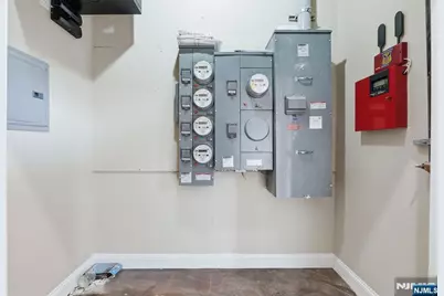 109 7th Street, Newark, NJ 07107 - Photo 46