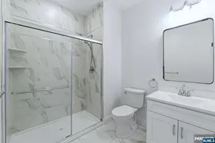 109 7th St, Newark, NJ 07107 - Photo 42