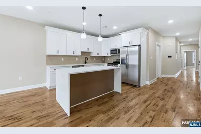 109 7th Street, Newark, NJ 07107 - Photo 30