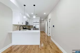 109 7th St, Newark, NJ 07107 - Photo 22