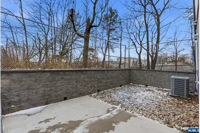 109 7th Street, Newark, NJ 07107 - Photo 48