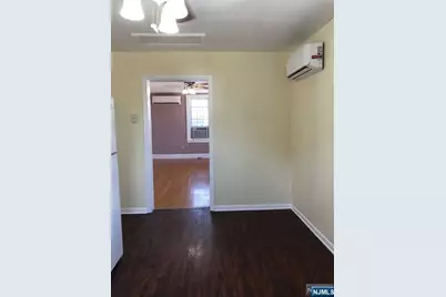 566 2nd Street 2nd Fl #2nd Fl, Carlstadt, NJ 07072 - Photo 8