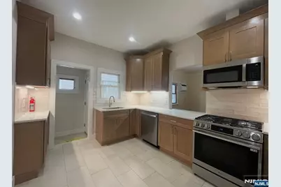 40 Hendel Avenue 1 #1, North Arlington, NJ 07031 - Photo 2