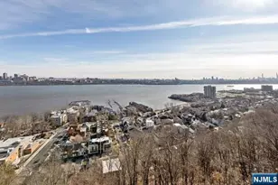 3 Horizon Rd, Fort Lee, NJ 07024 - Photo 8