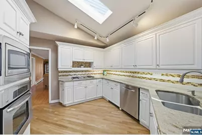 119 Herrick Road, Wayne, NJ 07470 - Photo 16