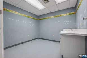 500 Piermont Road 103, Closter, NJ 07624 - Photo 12