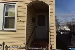 241 Guard Pl, Pleasantville, NJ 08232 - Photo 2