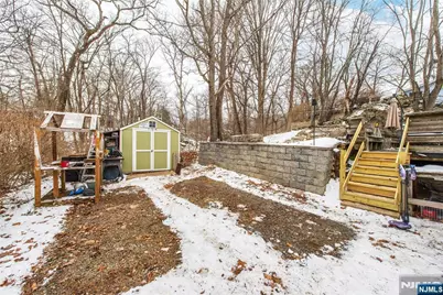 304 Squaw Trail, Hopatcong, NJ 07821 - Photo 18