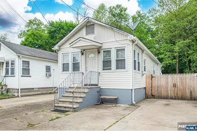 20 Park Drive, Oakland, NJ 07436 - Photo 1