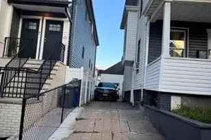 541 25th St, Paterson, NJ 07514 - Photo 2