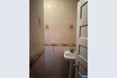 541 25th Street, Paterson, NJ 07514 - Photo 8