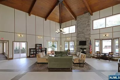 307 Jefferson Court, Edgewater, NJ 07020 - Photo 24