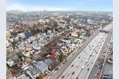 220 Oraton Parkway, East Orange, NJ 07017 - Photo 8