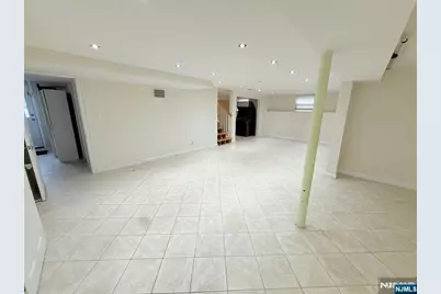 5 Earnshaw Place, Clifton, NJ 07013 - Photo 24