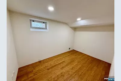 5 Earnshaw Place, Clifton, NJ 07013 - Photo 28