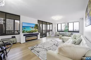 200 Winston 1008, Cliffside Park, NJ 07010 - Photo 1