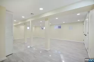 4 Lincoln Pl, Cliffside Park, NJ 07010 - Photo 34