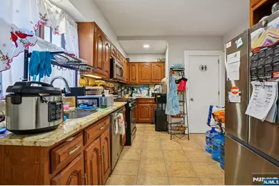 228 Totowa Road, Totowa, NJ 07512 - Photo 10