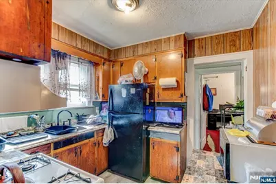 162 Summer Street, Orange, NJ 07050 - Photo 16